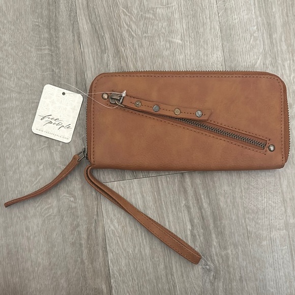 Free People Brown Wallet - Picture 1 of 4